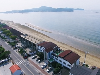 신두리 마로니에펜션